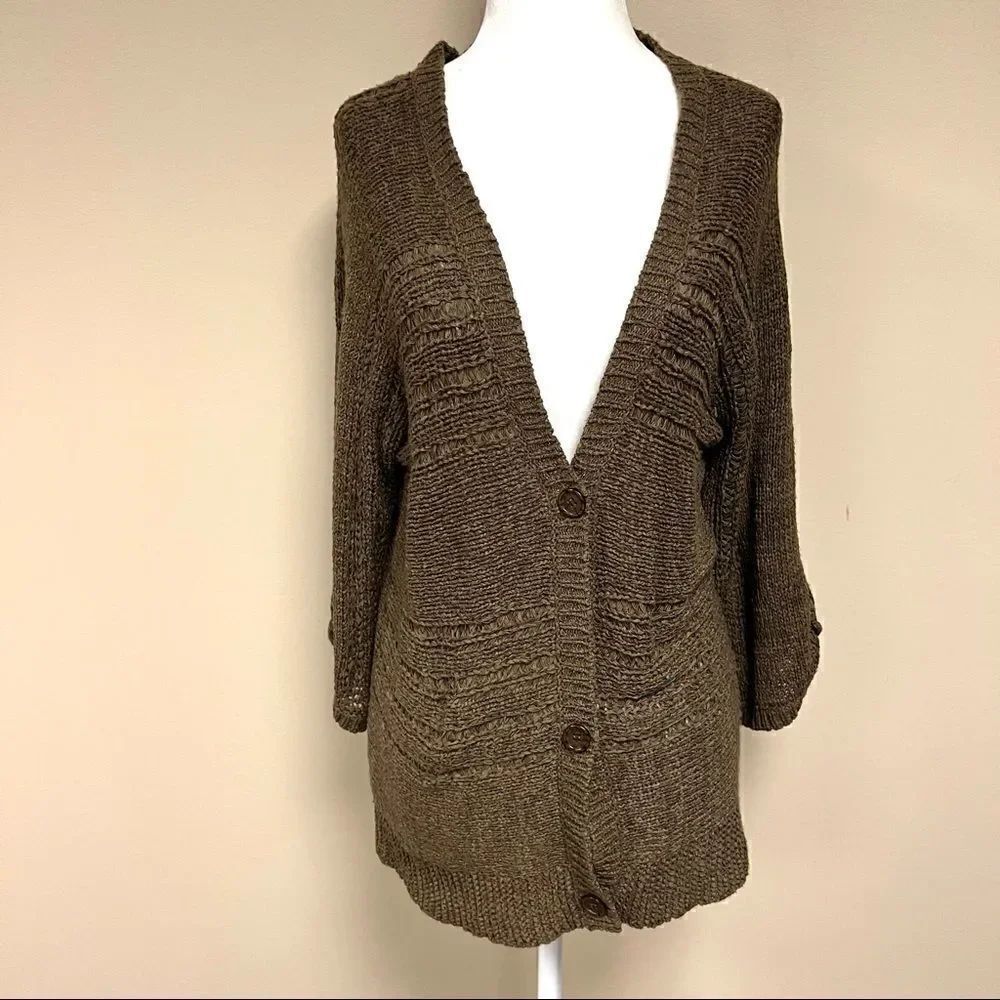 Preswick & Moore brown cardigan with button sleeves M